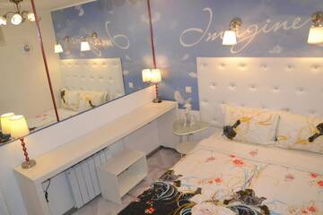 Люкс с 1 спальней в Гостевом доме Золотая рыбка